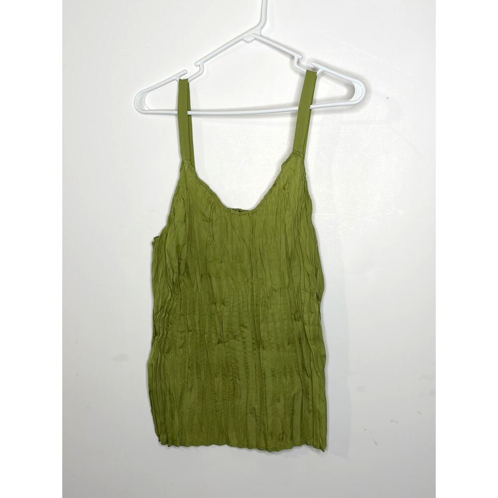 Peter Nygard Green Accordion Sleeveless Top 16